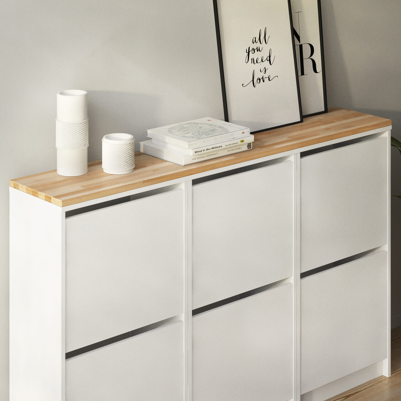 Ansicht Ikea Bissa Schuhschrank mit massiver Holzplatte aus Buche und Dekoration