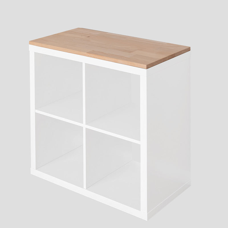 Holzplatte in naturbelassener Buche auf dem 2er Ikea Kallax Regal