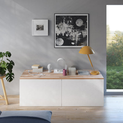 Detailansicht Wohnzimmer mit Ikea Besta und Abdeckplatte aus massiven Buchenholz